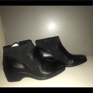 NWOT Easy Spirit Parzas leather ankle boot